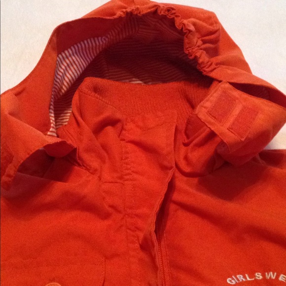 Brick color girl's spring/ fall jacket size 4 . - Picture 4 of 8